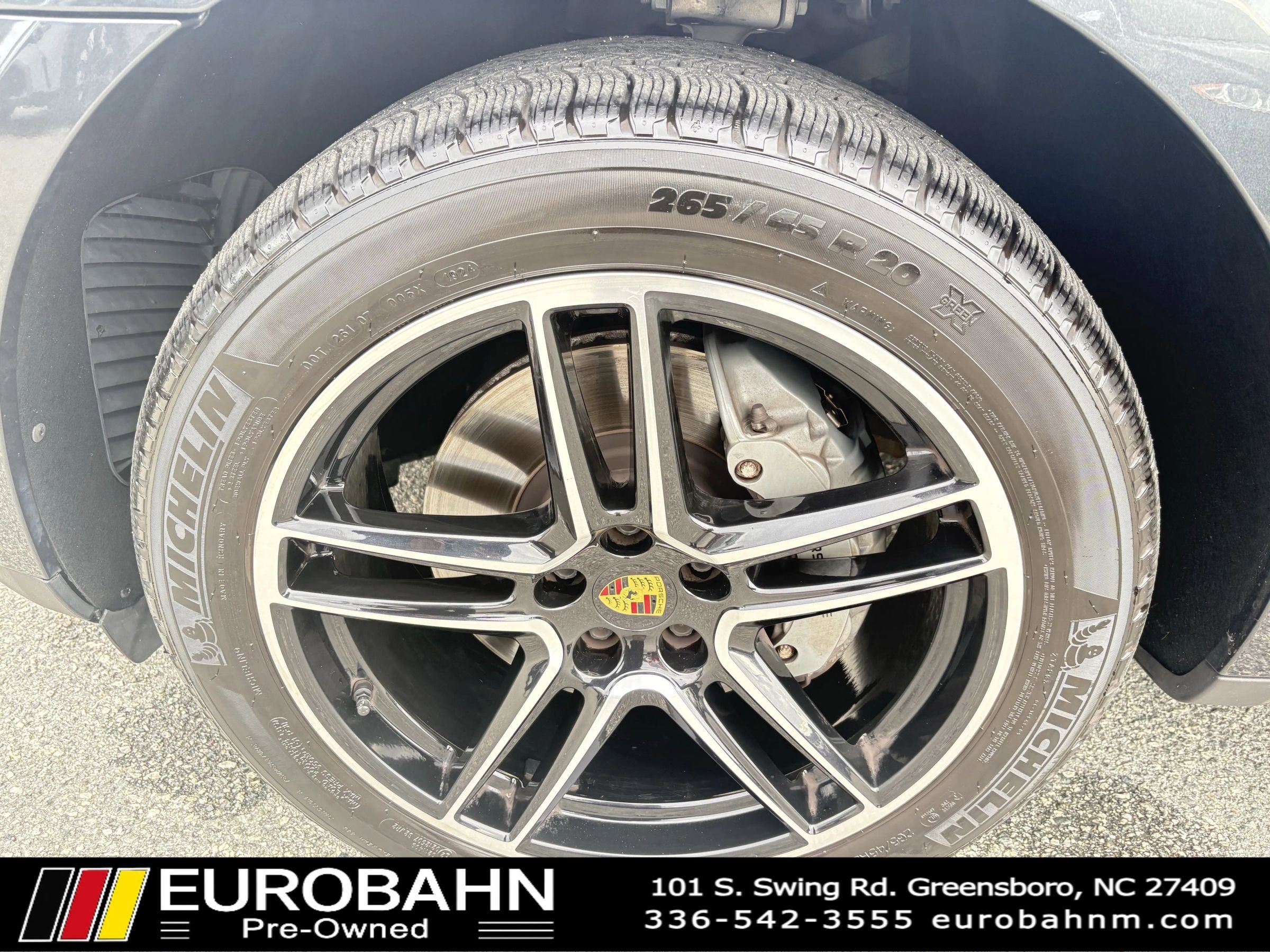 Used 2021 Porsche Macan S AWD/4WD image 31