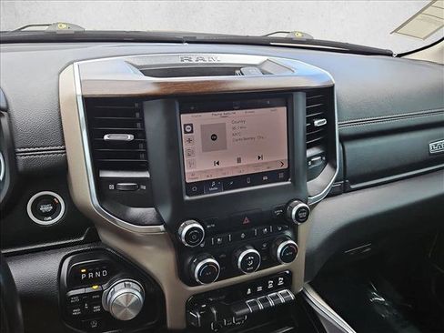 Used 2022 RAM 1500 Laramie AWD/4WD image 14