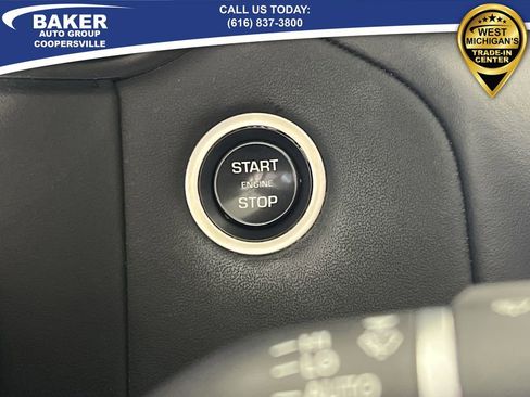 Used 2024 Land Rover Range Rover Velar Dynamic HSE image 18