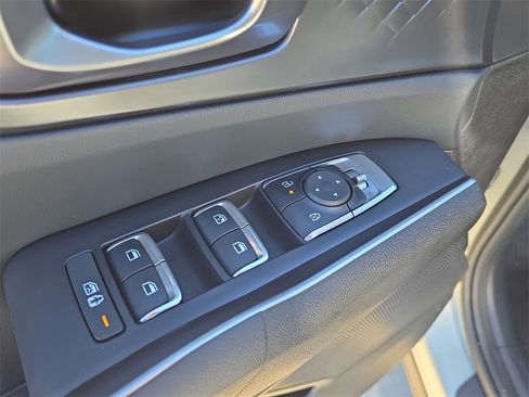 New 2026 Kia Sorento S image 18