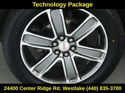 Used 2019 GMC Acadia Denali w/ Technology Package AWD/4WD image 12