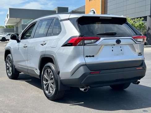 Used 2023 Toyota RAV4 XLE Premium AWD/4WD image 5