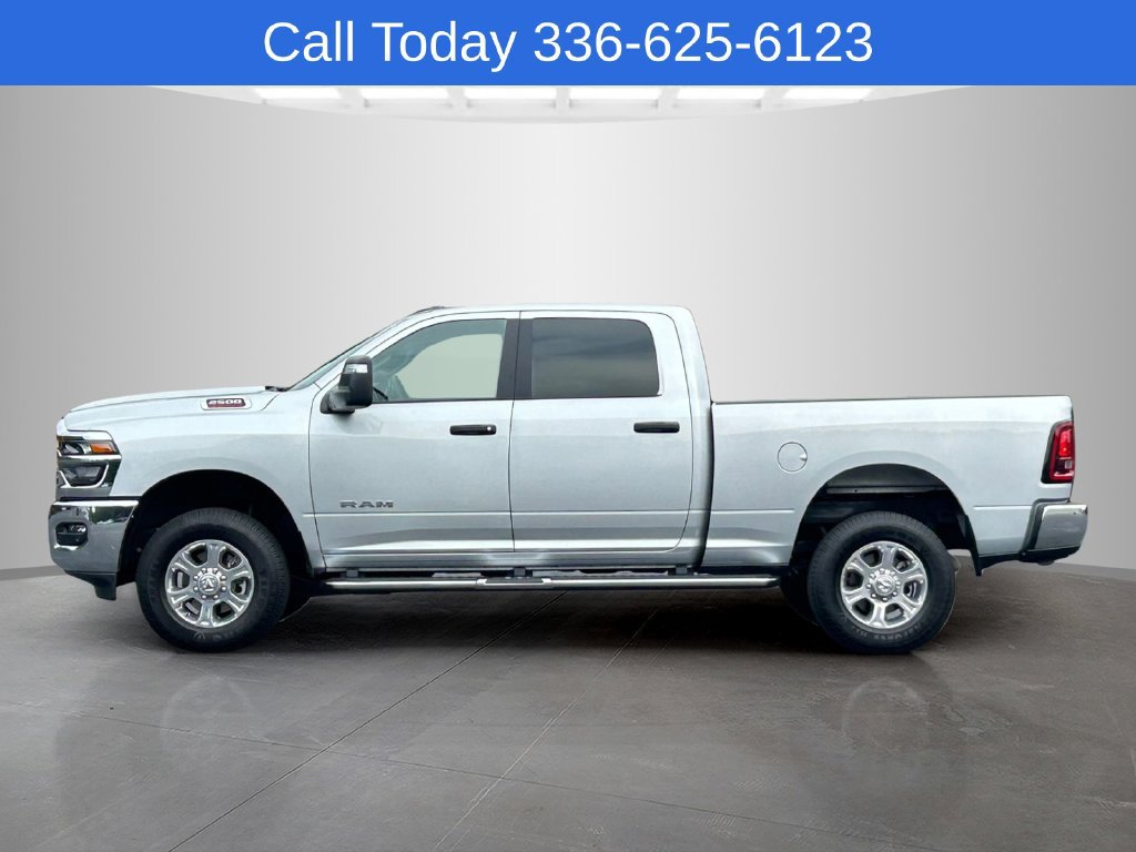 Used 2026 RAM 2500 Big Horn AWD/4WD image 2