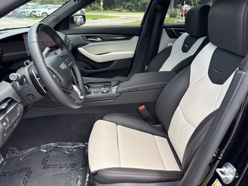 Used 2026 Cadillac CT5 Sport w/ Technology Package RWD image 9