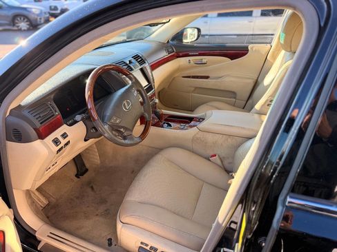 Used 2010 Lexus LS 460 AWD image 8