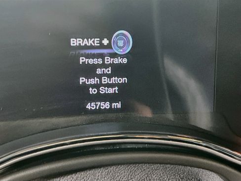 Used 2021 Jeep Grand Cherokee Laredo X AWD/4WD image 12