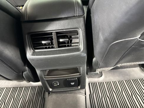 Used 2022 Ford Edge Titanium w/ Cargo Accessory Package AWD/4WD image 32