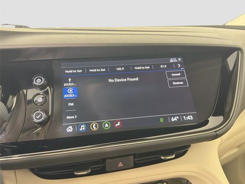 Used 2022 Buick Envision Avenir w/ Technology Package II FWD image 14