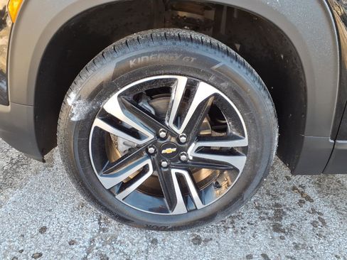 Used 2024 Chevrolet TrailBlazer LT w/ Convenience Package image 6