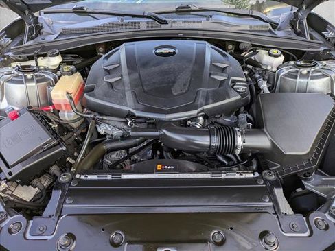 Used 2021 Chevrolet Camaro LT image 20