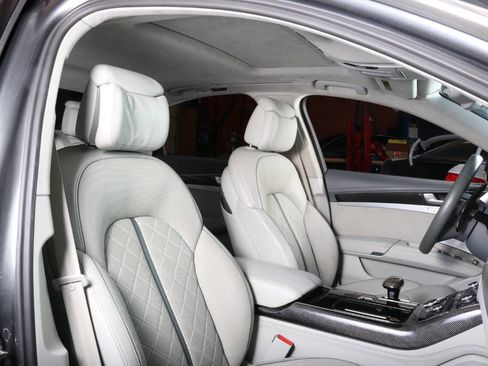 Used 2014 Audi S8 AWD/4WD image 59