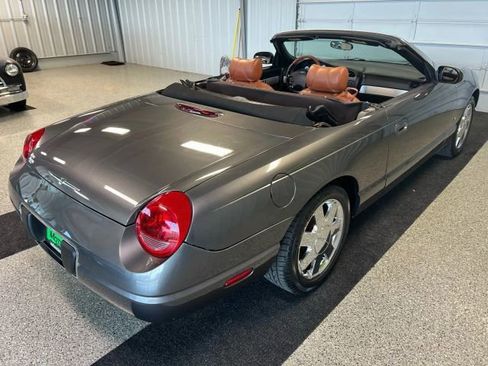 Used 2003 Ford Thunderbird image 8