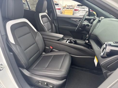 New 2026 Chevrolet Blazer EV LT image 14