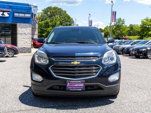 Used 2017 Chevrolet Equinox LT w/ Convenience Package FWD image 2