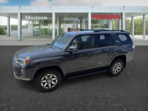 Used 2024 Toyota 4Runner TRD Off-Road Premium AWD/4WD image 1