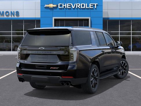 New 2026 Chevrolet Suburban RST image 5