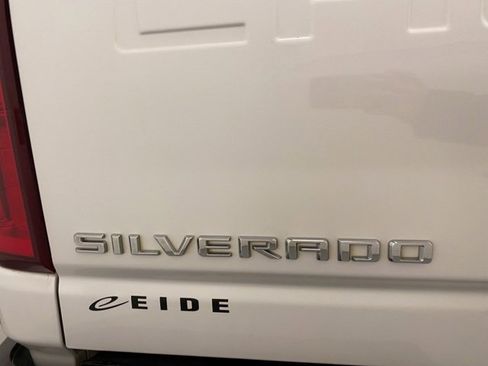 Used 2023 Chevrolet Silverado 2500 LTZ image 29