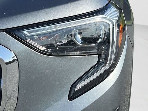 Used 2020 GMC Terrain SLT w/ Preferred Package FWD image 25