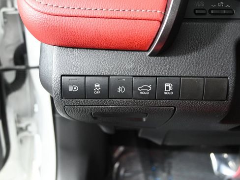 Used 2022 Toyota Camry XSE FWD image 23