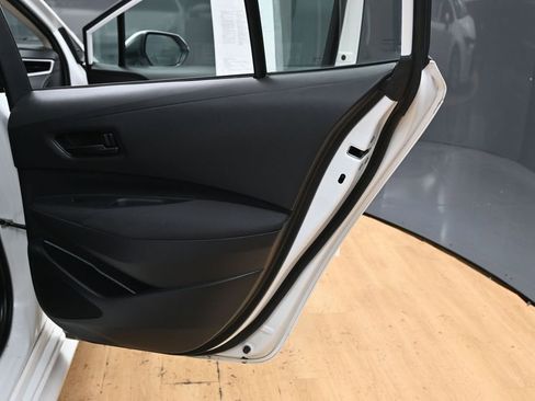 Used 2024 Toyota Corolla LE FWD image 12