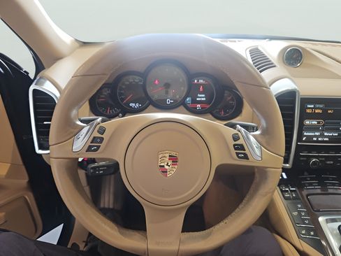 Used 2013 Porsche Cayenne S AWD/4WD image 12