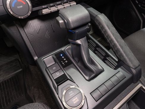 Used 2025 Toyota 4Runner SR5 RWD image 21