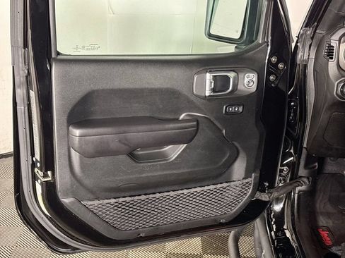 Used 2020 Jeep Wrangler Sport AWD/4WD image 10