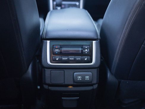 Used 2020 Subaru Ascent Limited w/ Technology Package image 34