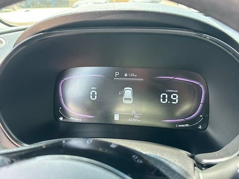 Used 2023 Kia Soul S FWD image 22