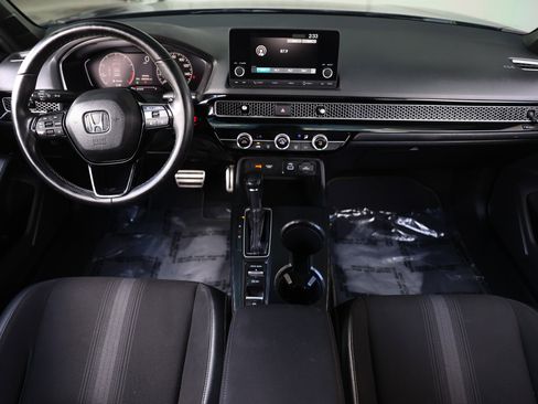 Used 2023 Honda Civic Sport image 2