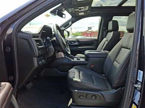 Used 2024 Chevrolet Tahoe RST w/ Luxury Package AWD/4WD image 14