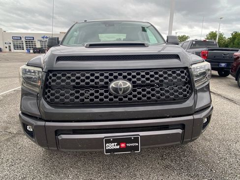 Used 2018 Toyota Tundra SR5 w/ TRD Sport Package AWD/4WD image 6