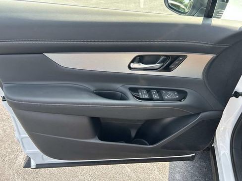 Used 2025 Nissan Murano SL w/ Cargo Package AWD/4WD image 24