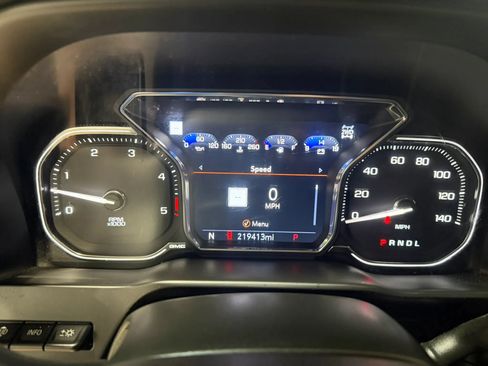 Used 2022 GMC Sierra 2500 Denali w/ Denali Ultimate Package AWD/4WD image 16