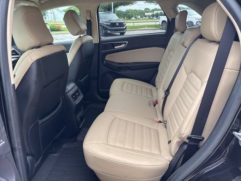 Used 2020 Ford Edge SEL w/ Convenience Package AWD/4WD image 39
