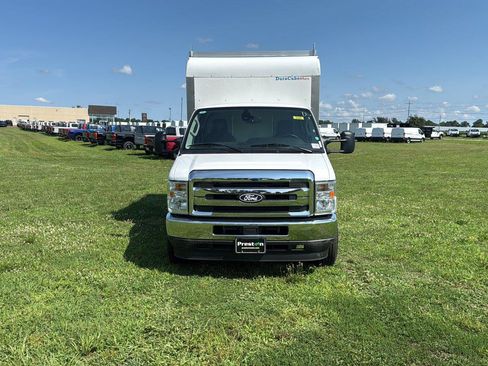 New 2027 Ford E-350 and Econoline 350 Super Duty w/ Power Equipment Group RWD image 8