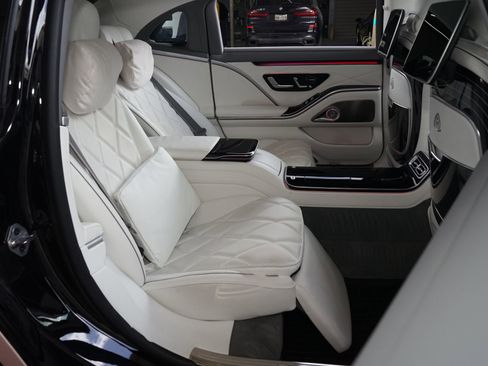 Used 2023 Mercedes-Benz Maybach S 680 4MATIC image 22