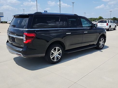 Used 2024 Ford Expedition Max Limited AWD/4WD image 4
