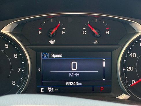 Used 2022 GMC Terrain SLE w/ Driver Convenience Package FWD image 20