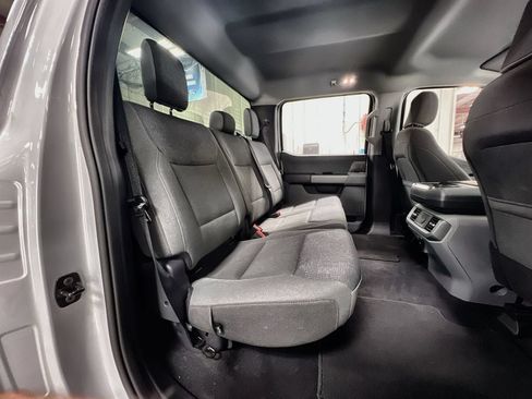 Used 2025 Ford F150 Lightning XLT AWD/4WD image 24