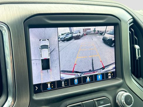 Used 2022 GMC Sierra 2500 Denali AWD/4WD image 14