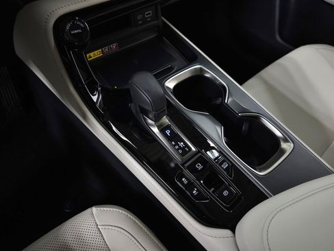 Used 2025 Lexus NX 450h+ AWD w/ Accessory Package (2T) image 34