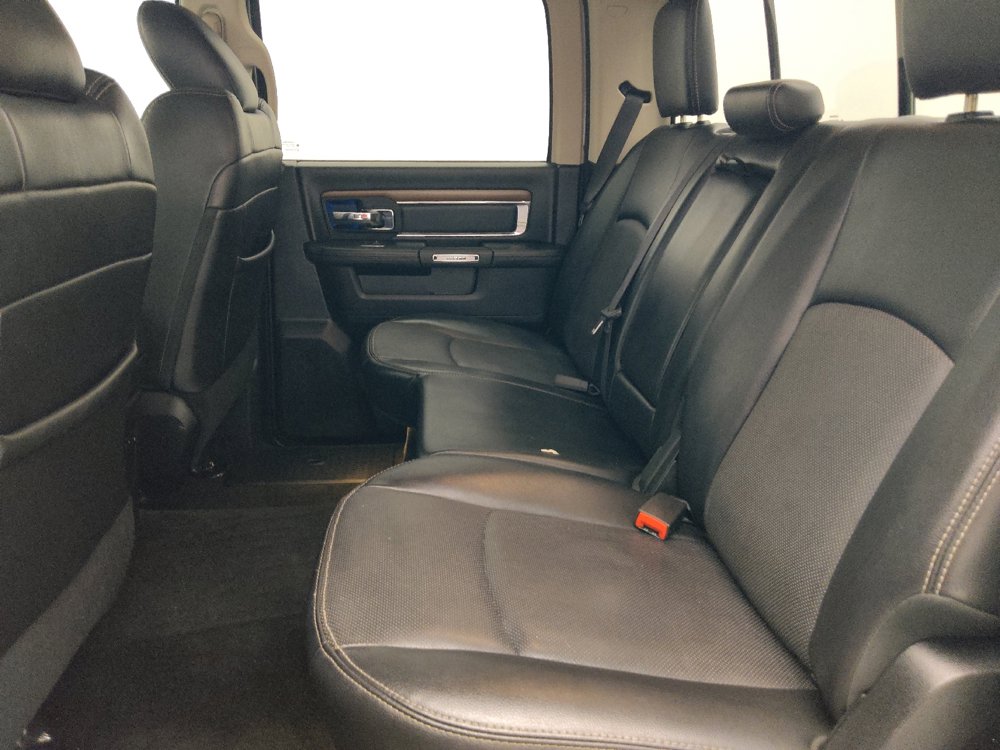 Used 2016 RAM 1500 Laramie w/ Convenience Group RWD image 18