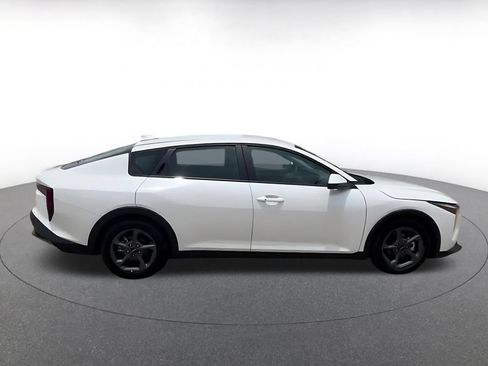 Used 2025 Kia K4 FWD image 10