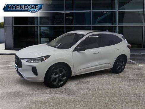 Certified 2023 Ford Escape ST-Line w/ Tech Pack #1 AWD/4WD image 17