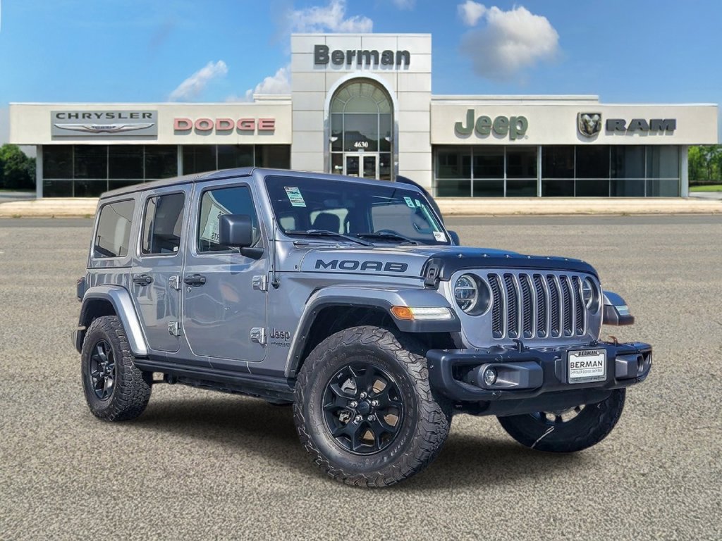 Certified 2019 Jeep Wrangler Unlimited Sahara w/ Quick Order Package 24M Moab AWD/4WD image 2
