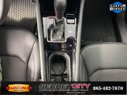 Used 2025 Jeep Compass Latitude w/ Altitude Special Edition image 24