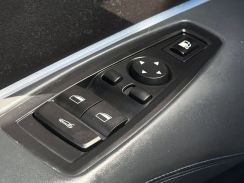 Used 2016 BMW i8 AWD/4WD image 33