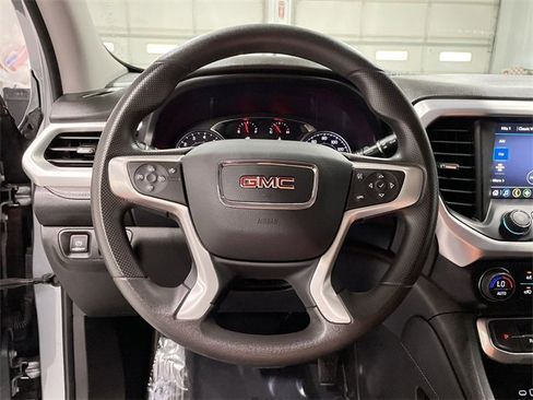 Certified 2023 GMC Acadia SLE w/ Driver Convenience Package image 30