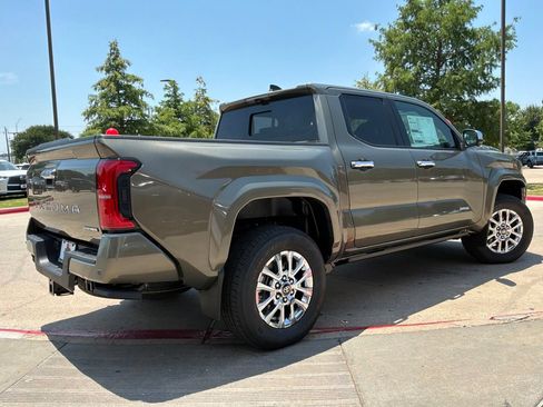 New 2026 Toyota Tacoma Limited AWD/4WD image 5
